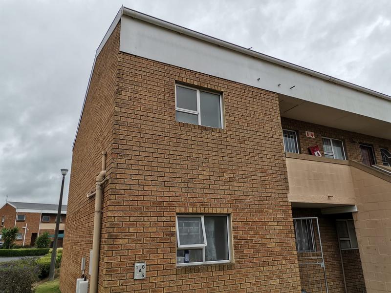 To Let 2 Bedroom Property for Rent in Oakglen Western Cape